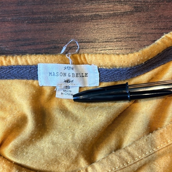 Mason & Belle mixed media top small - Picture 2 of 3